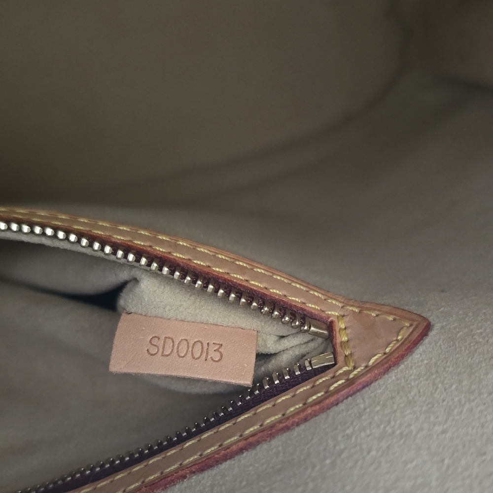 Louis Vuitton Babilone Monogram Canvas Bag - Picture 10 of 13